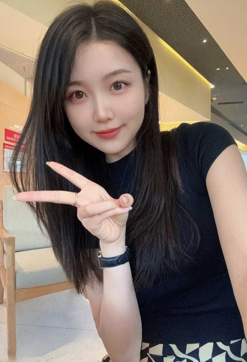 窗帘忘记拉上了 NO.0013期 每日精选分享-飞哥资源交互